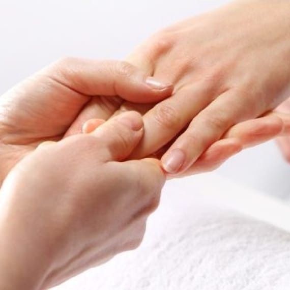 Les soins de l'ongle naturel